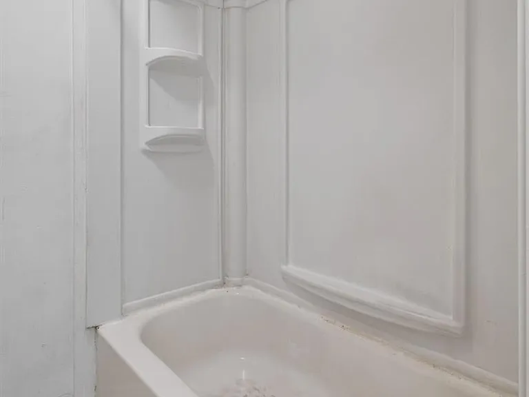 3502 Gardens East Dr #B — Photo 48