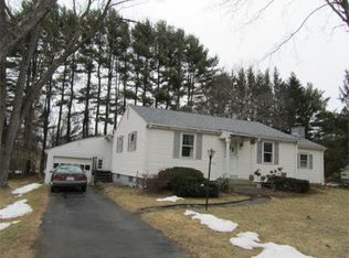 81 Harlow Dr, Amherst, MA 01002