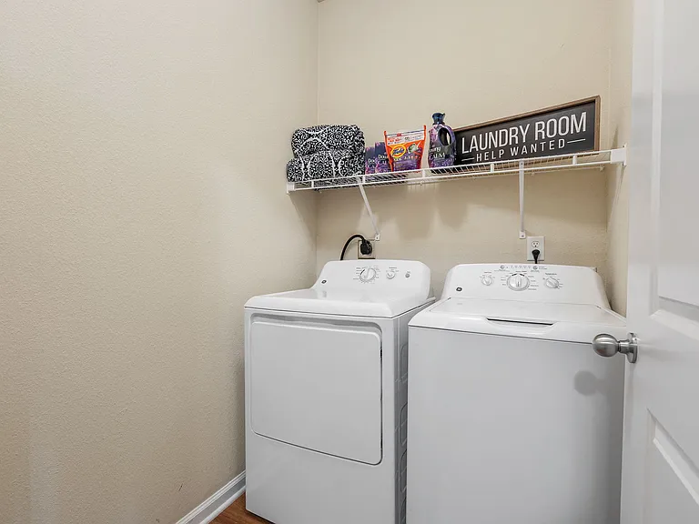 Hughes - 2 Bed / 2 Bath - 1,088 Sq.Ft.