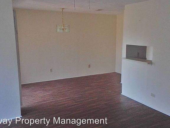 5th image of 1339 Airport Dr APT H09
