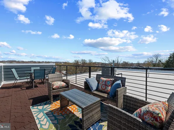 1403 Buchanan St NW, Washington, DC 20011