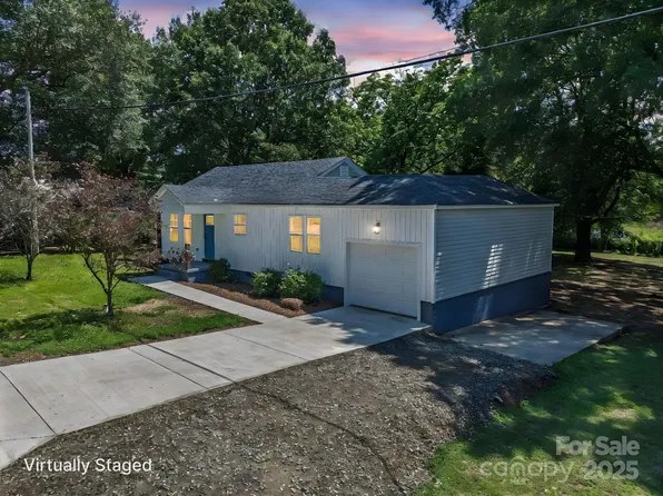 401 Easy St, Concord, NC 28027