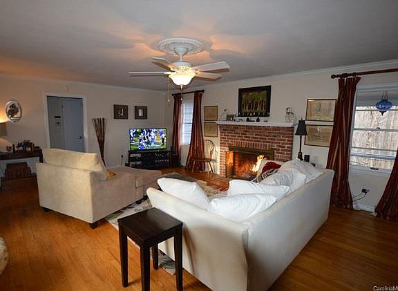 3rd image of 797 E Park Dr