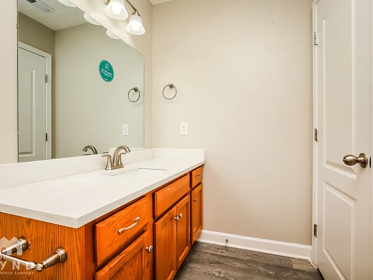 1634 Beaconcrest Cir — Photo 14