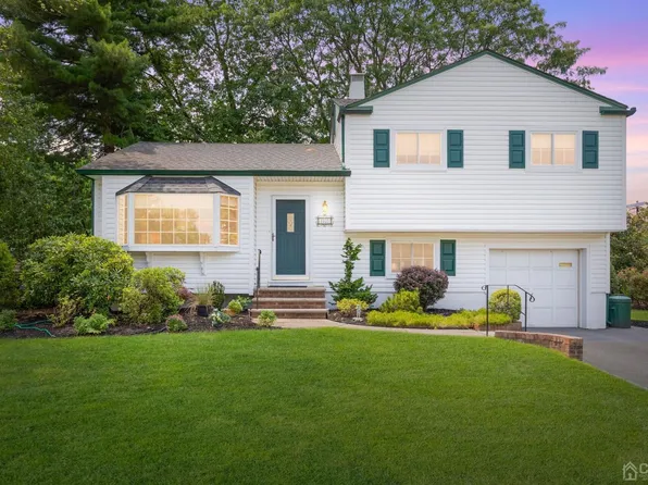 1809 Wickford Rd, South Plainfield, NJ 07080