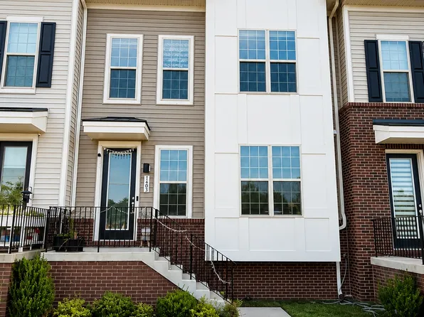 1403 Tawny Thrasher Ter NE, Leesburg, VA 20176