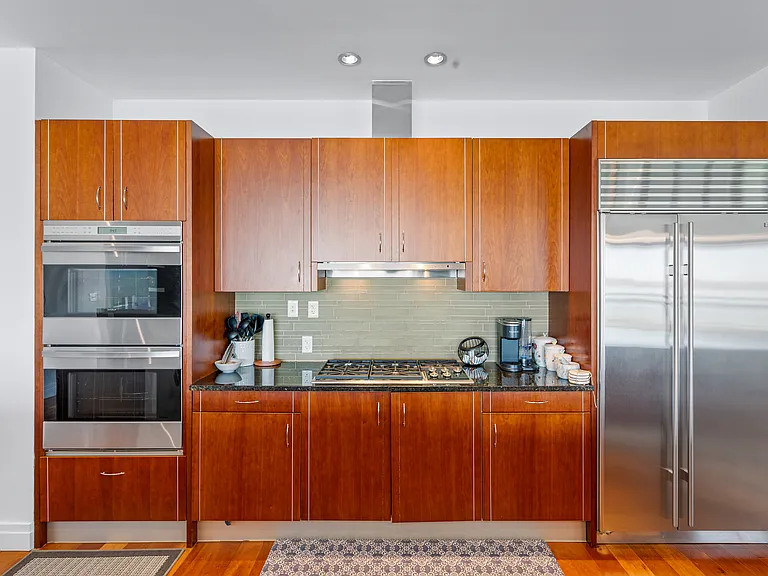 147 Waterfront St #402 — Photo 13