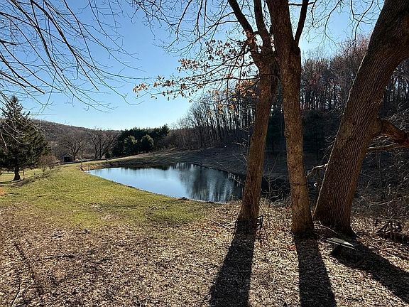 5th image of S7165 Lake Road