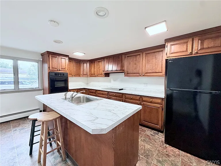 4048A West Rd — Photo 6