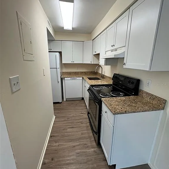 524 Georgetown Dr #B — Photo 11