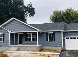 105 Joe Montgomery Ct, Glasgow, KY 42141