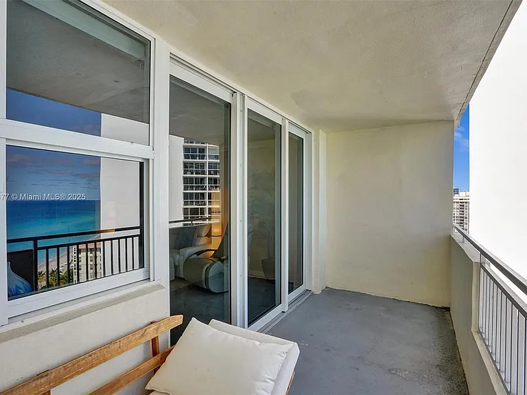 3180 S Ocean Dr #1504 — Photo 20