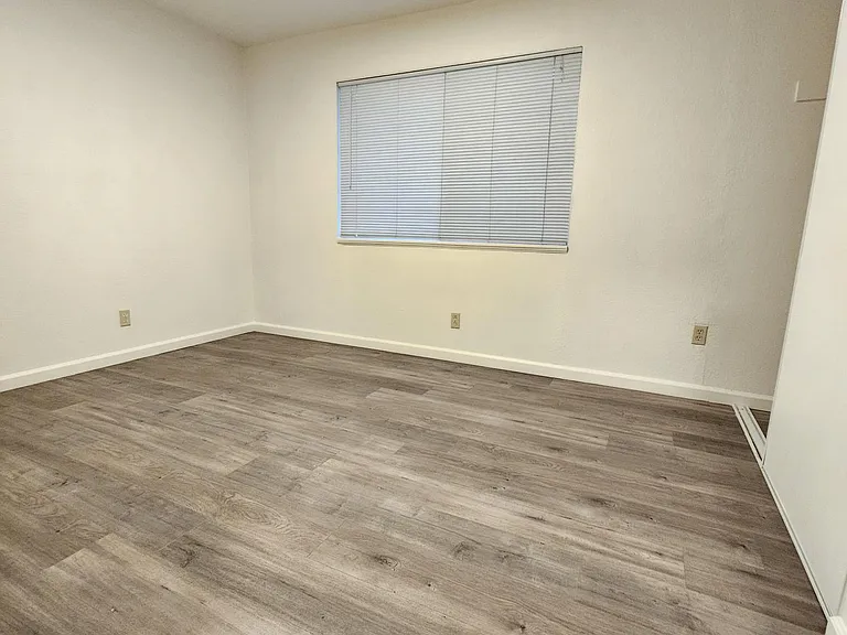2355 5th Ave #2 — Photo 9