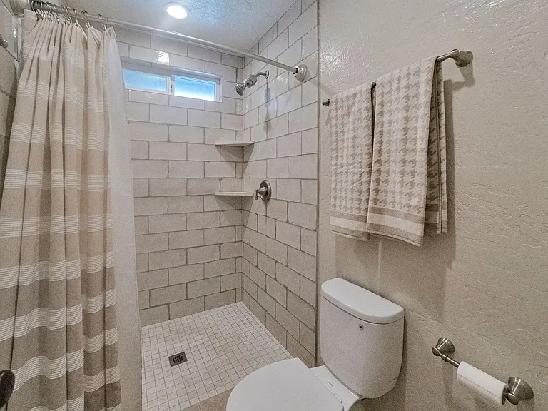 8737 E Plaza Ave — Photo 15