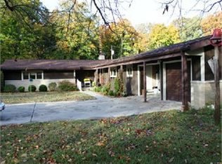 6331 Old Highway 50, Flora, IL 62839