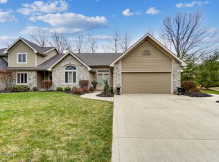 2475 Struthmore Dr, Lima, OH 45806