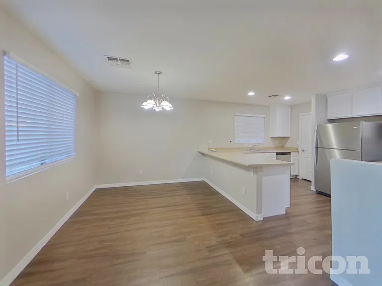 12922 W Fleetwood Ln — Photo 3