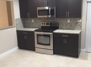 5390 Plantation Rd, Plantation, FL 33317