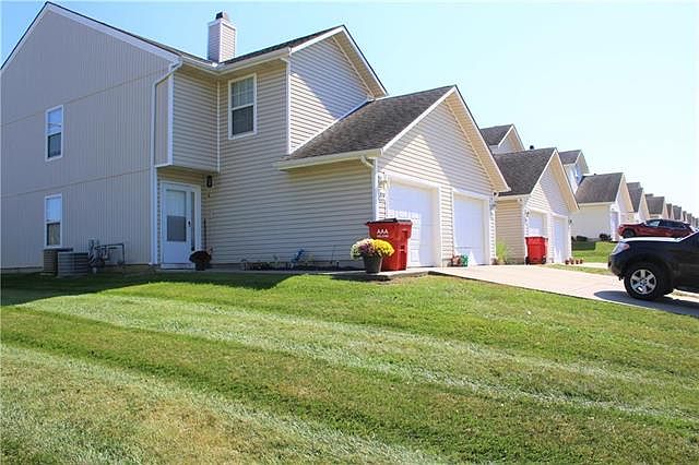 1st image of 204 NE Sunshine St