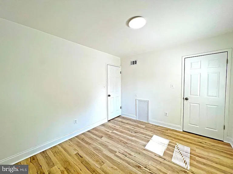 7009 Hawthorne St — Photo 14