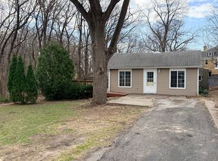 1417 W 12th St, Davenport, IA 52804