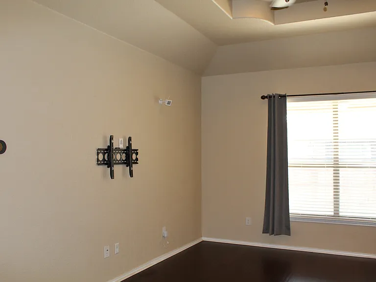 1322 Oriole Ct — Photo 6