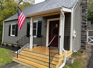 49 Jonestown Rd, Oxford, NJ 07863