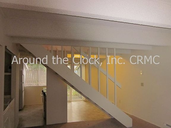 Living room/stairway