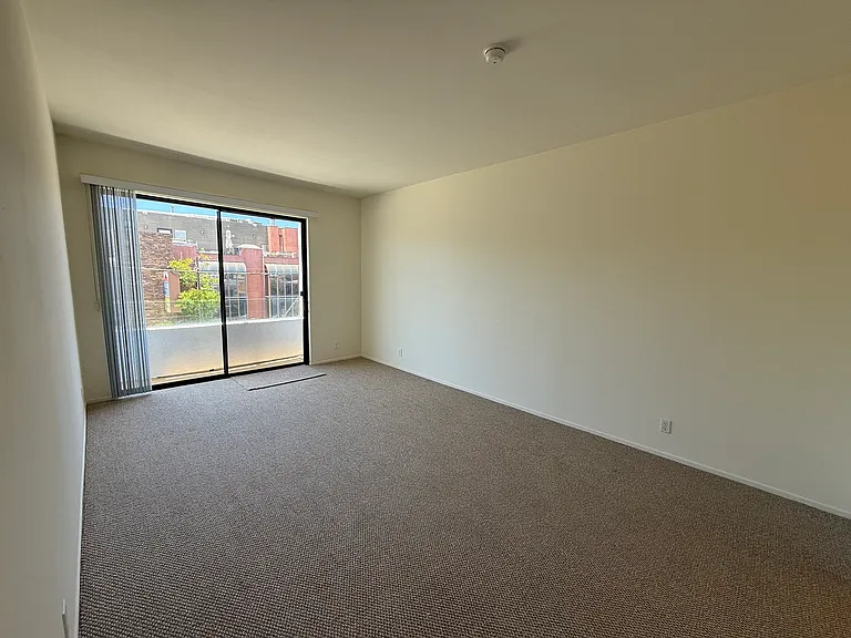3400 Pacific Ave #201 — Photo 11