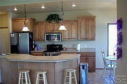 5th image of 726 E 70th Pl