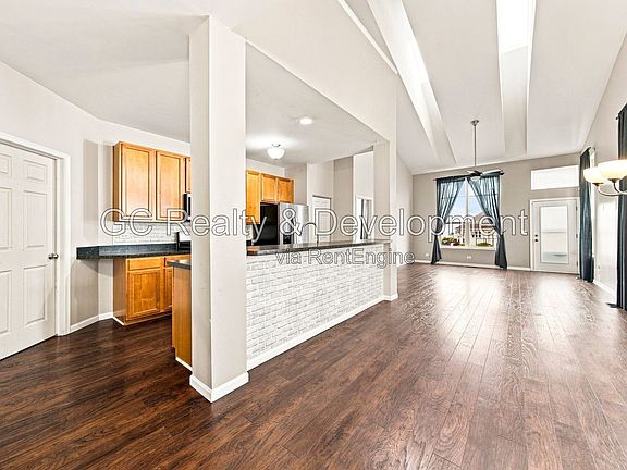 2nd image of 8026 Bluestem Ave