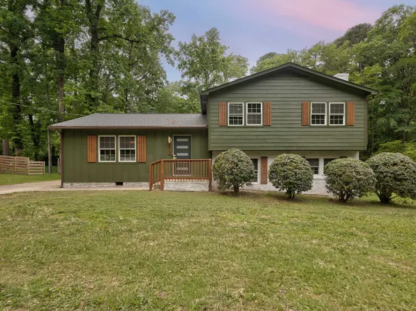 3013 Sherry Dr, Raleigh, NC 27604