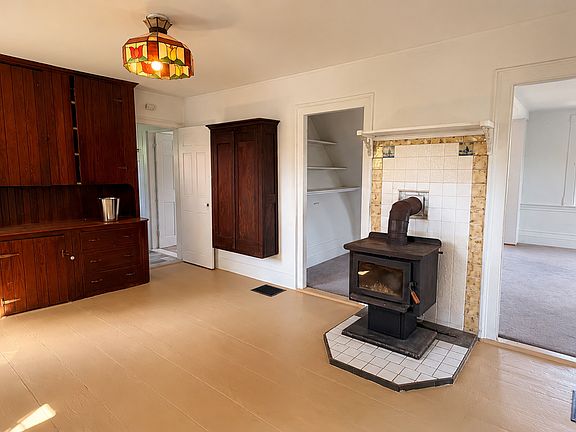 3rd image of 1 Limestone Pl