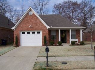 8241 Regal Bend Dr, Olive Branch, MS 38654