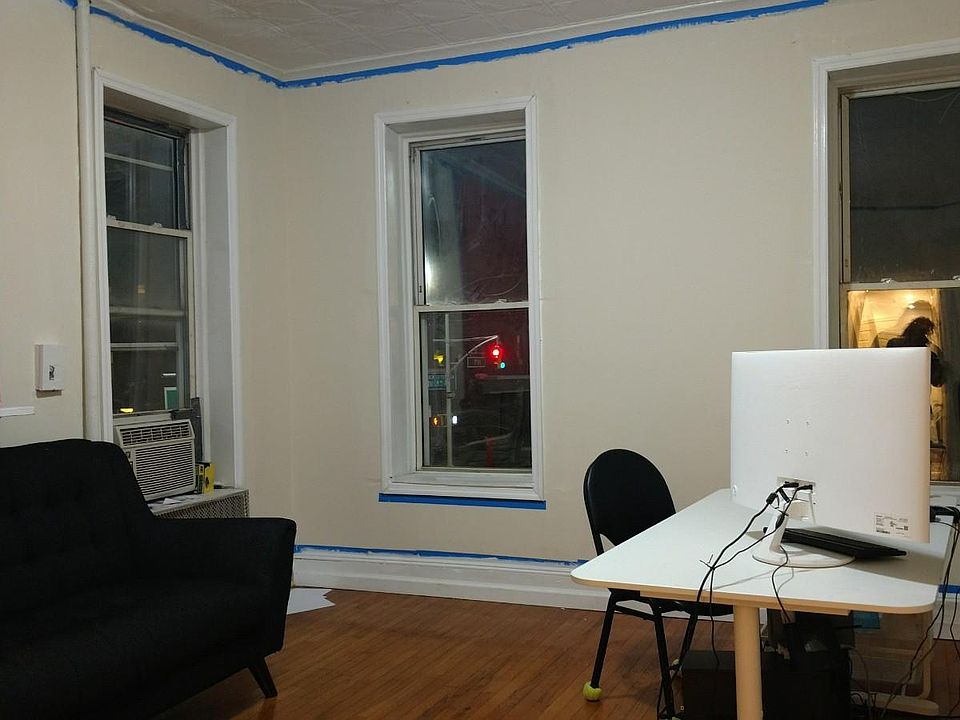 2nd image of 248 7th St APT 2L