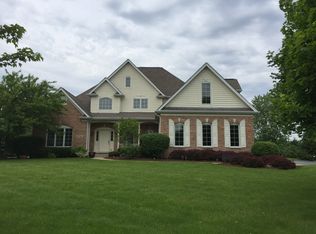 6N316 W Ridgewood Ln, St Charles, IL 60175