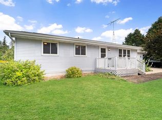 1416 Dexter St, New London, WI 54961