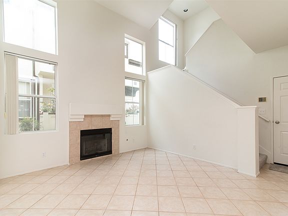 2nd image of 1385 Callejon Segovia Unit 27