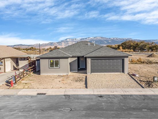 424 Pear Ln, Grand Junction, CO 81504