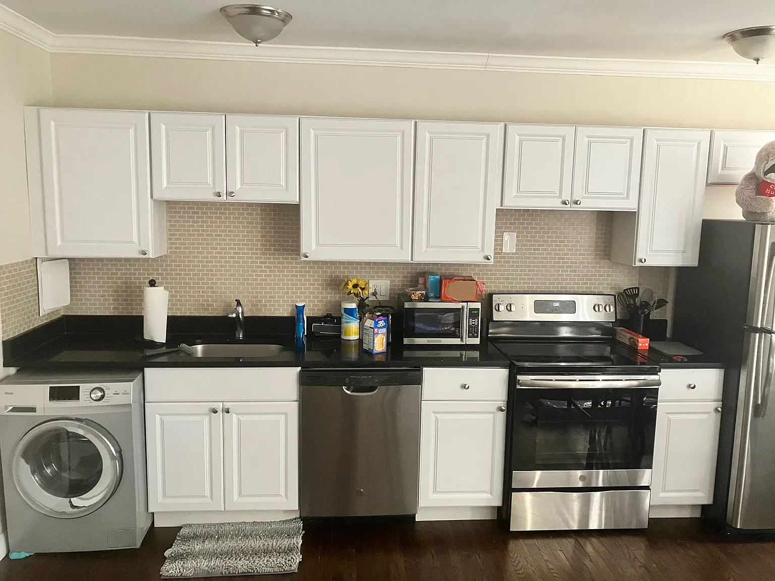 Studio, 450 sqft, $1,600 — Photo 1