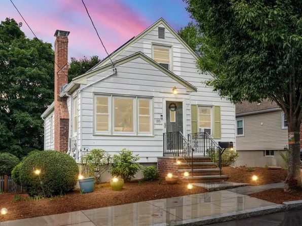 195 Glenellen Rd, West Roxbury, MA 02132
