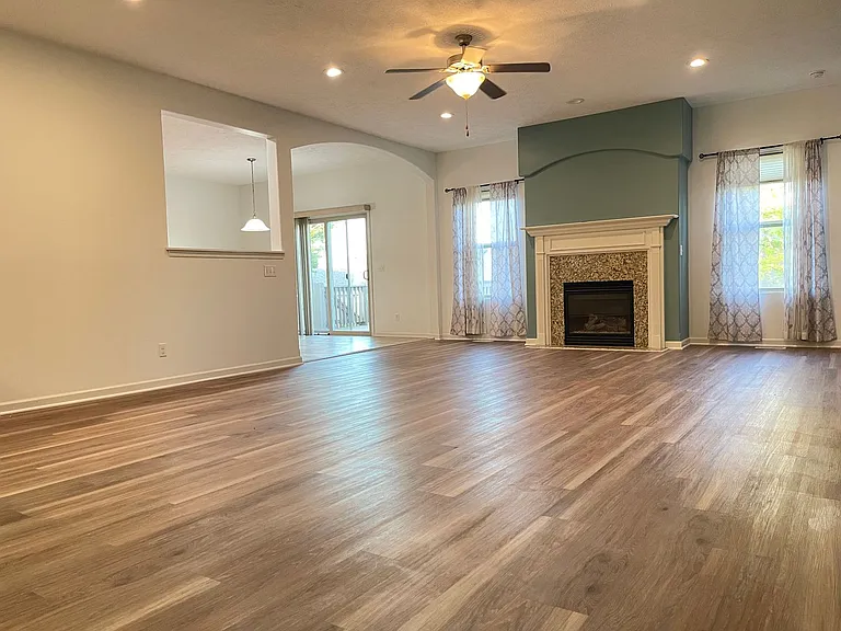 4309 N 175th Ave — Photo 56