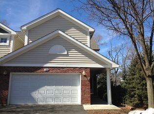 130 Fessler Dr, Bloomingdale, IL 60108