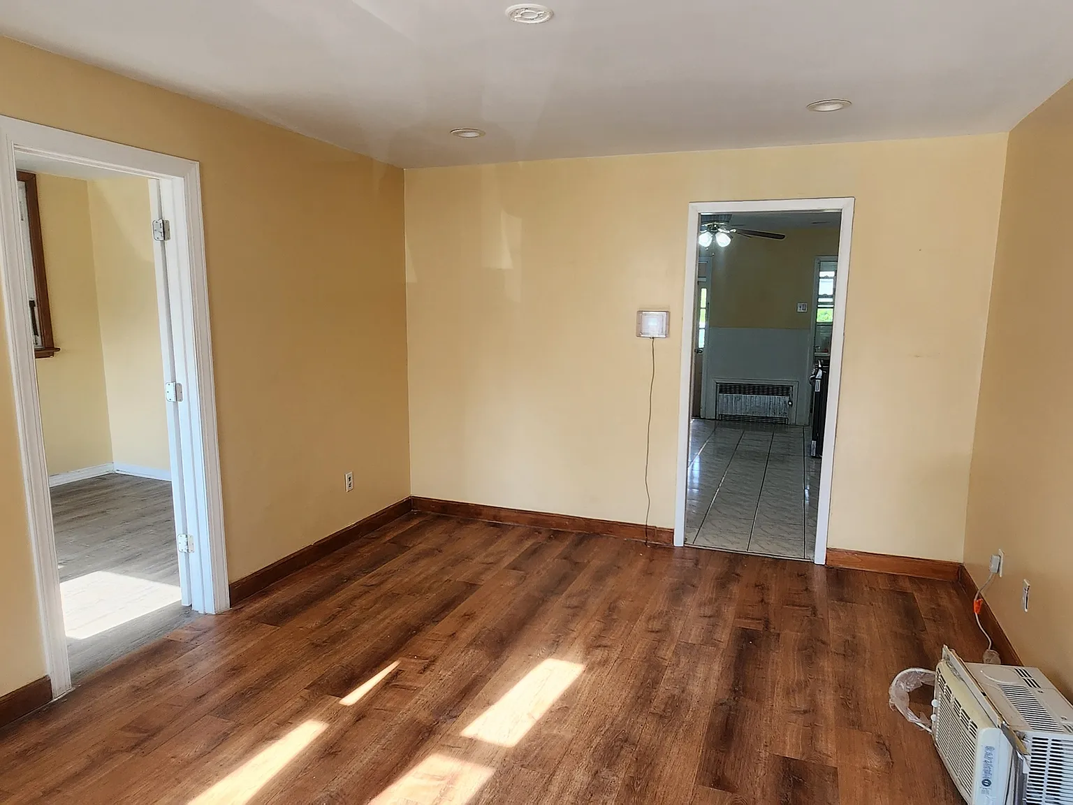 208 Sandford Avenue - 1 — Photo 3