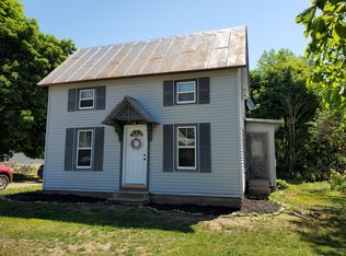 101 N Main St, Strong, ME 04983