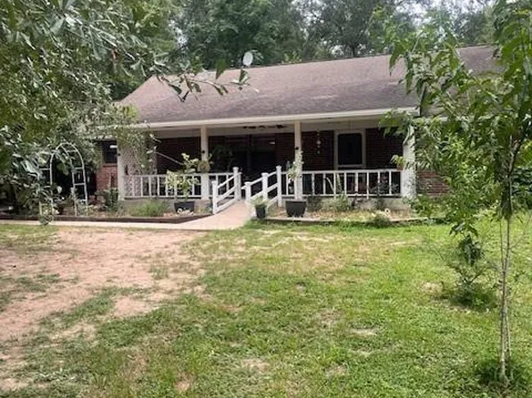 877 Fm 2665, Goodrich, TX 77335