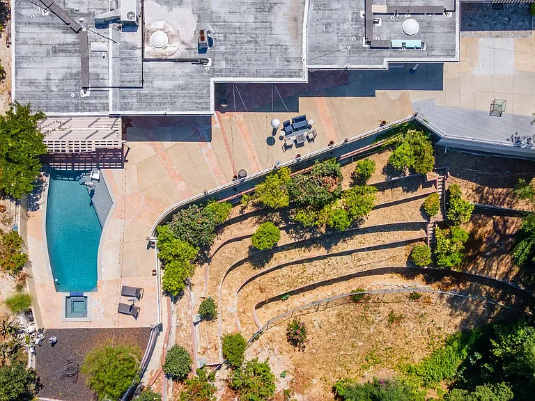 4321 Clear Valley Dr — Photo 67
