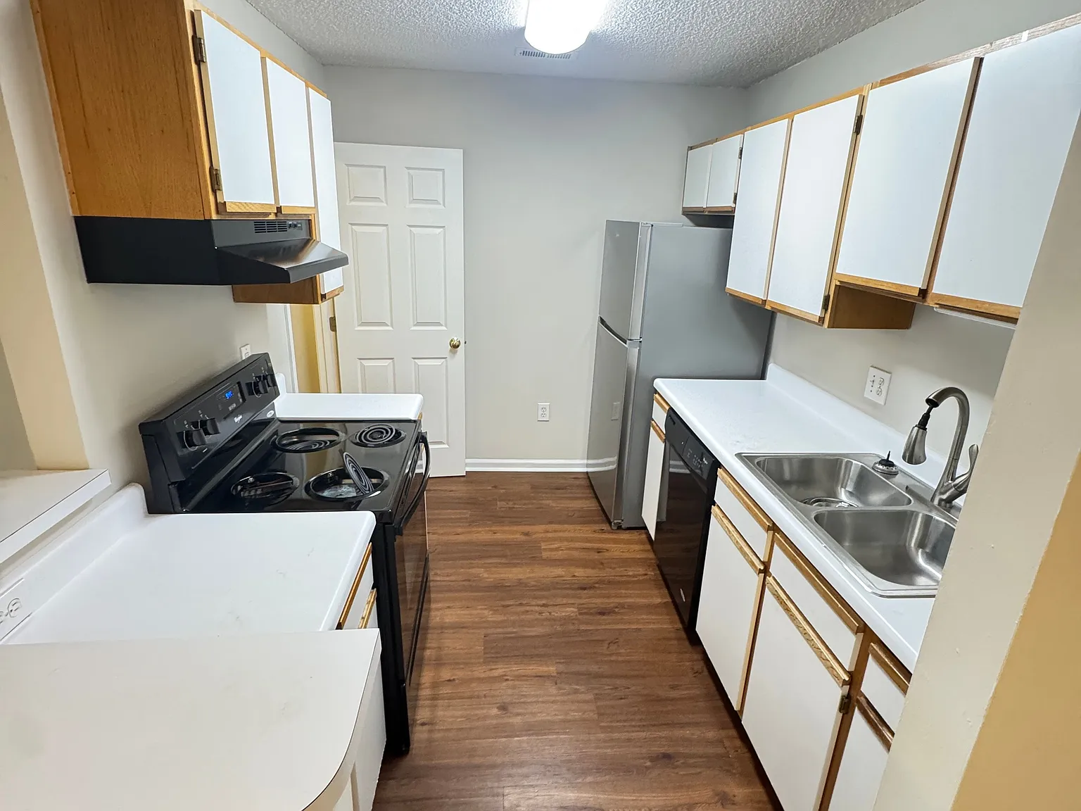 1 bed, 779 sqft, $1,100 — Photo 4