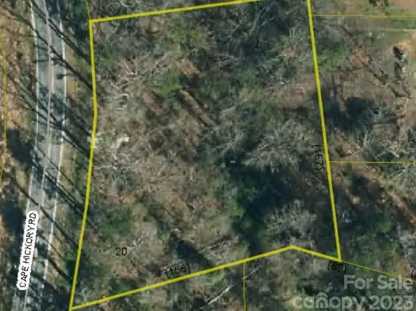 676 Cape Hickory Rd #20, Hickory, NC 28601