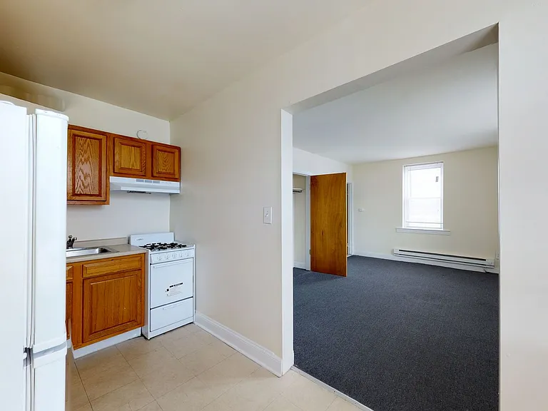 Penn Hall Apartments — Photo 19